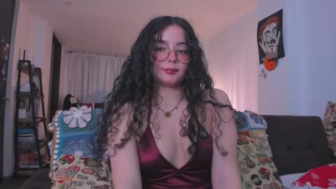 Snapshot of antoniart_ chatting on 03-03-26, 03:23 Antonia online show from 03-03-26, 03:23