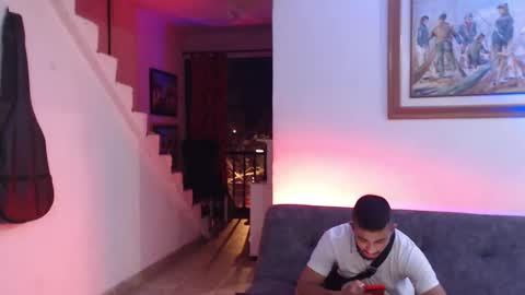 Snapshot of antoniocuervo chatting on 12-28-24, 04:08 Hadez online show from 12-28-24, 04:08