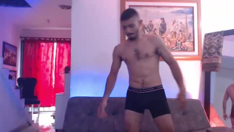 Snapshot of antoniocuervo chatting on 12-30-24, 02:30 Hadez online show from 12-30-24, 02:30