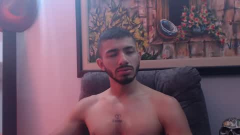 Snapshot of antoniocuervo chatting on 01-04-25, 11:22 Hadez online show from 01-04-25, 11:22