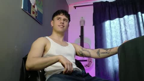 Snapshot of antonnello_ chatting on 05-12-26, 07:44 antonnello_ online show from 05-12-26, 07:44