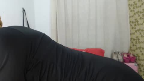 karol y antony online show from 02-17-25, 07:53