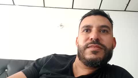 Snapshot of antony_gar chatting on 03-05-25, 04:35 Antony online show from 03-05-25, 04:35