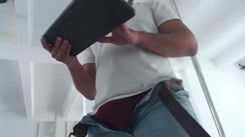 Snapshot of antony_gar chatting on 09-13-25, 04:07 Antony online show from 09-13-25, 04:07