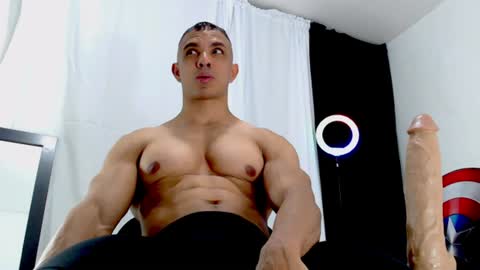 Snapshot of antonywebb94 chatting on 06-18-26, 04:02 Instagram miguelangel1802 online show from 06-18-26, 04:02