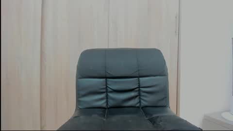 Snapshot of antt_dancy chatting on 02-13-26, 06:26 ANTONELLA online show from 02-13-26, 06:26