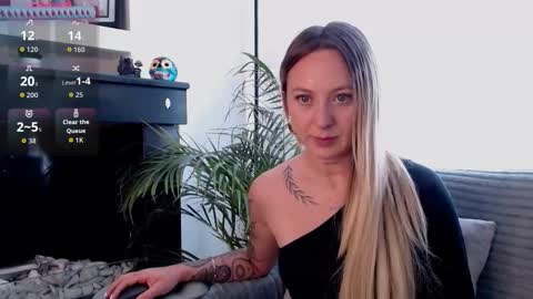 Antonia online show from 01-14-26, 06:24