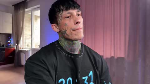 Tom online show from 03-08-26, 06:06