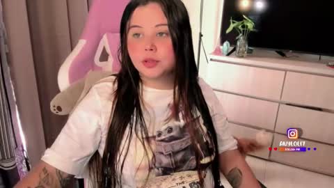   Independent model  online show from 11-26-25, 02:40