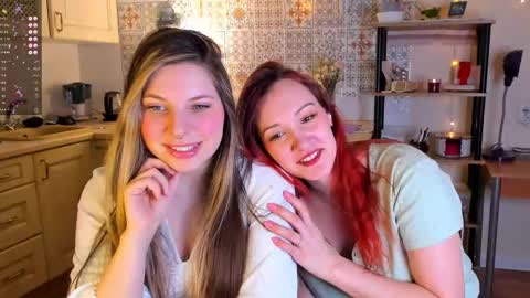 Snapshot of anya_seven chatting on 03-08-25, 11:18 Anya online show from 03-08-25, 11:18