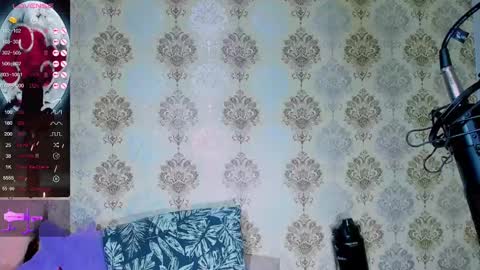Snapshot of anya_weisz chatting on 02-15-25, 06:12 Camila online show from 02-15-25, 06:12