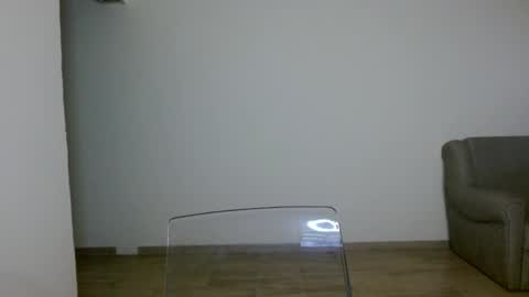 Anya online show from 04-16-26, 09:39