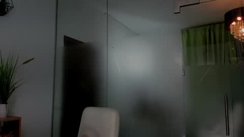 Snapshot of anyarayne chatting on 01-30-25, 04:55 Anya online show from 01-30-25, 04:55