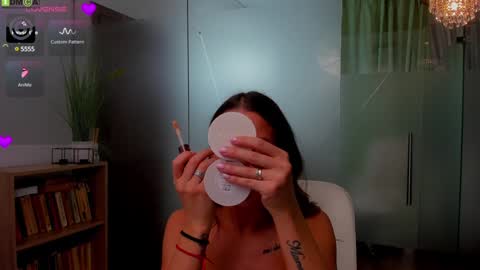 Snapshot of anyarayne chatting on 03-04-25, 05:21 Anya online show from 03-04-25, 05:21