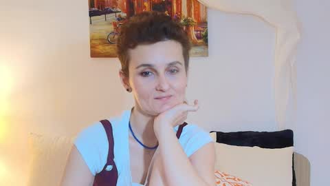 Snapshot of anyaros chatting on 02-10-26, 11:36 Anyaros online show from 02-10-26, 11:36