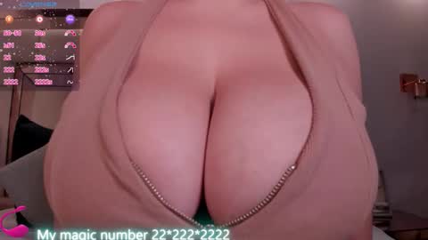 Snapshot of anyi_sweet_titss chatting on 04-30-26, 09:41 Anyi online show from 04-30-26, 09:41