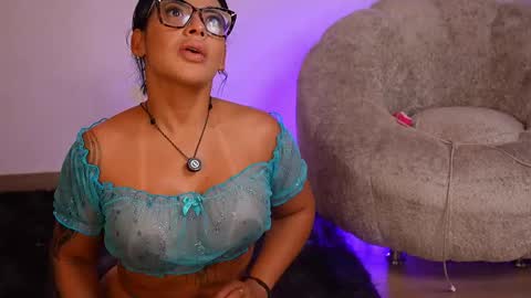 Dulce Maria online show from 02-04-26, 03:23