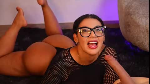 Dulce Maria online show from 03-26-26, 01:55