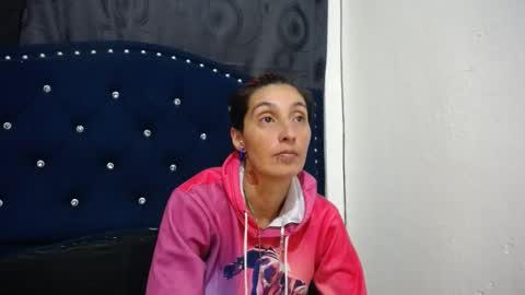 Snapshot of anyu_1306 chatting on 01-12-25, 05:13 anyu online show from 01-12-25, 05:13