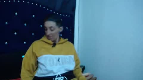 Snapshot of anyu_1306 chatting on 02-17-25, 06:09 anyu online show from 02-17-25, 06:09