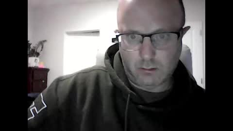 Snapshot of aotearoa31 chatting on 04-28-26, 07:02 aotearoa31 online show from 04-28-26, 07:02