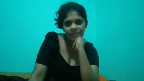 Snapshot of apa142817 chatting on 05-12-26, 07:00 Aparalux online show from 05-12-26, 07:00