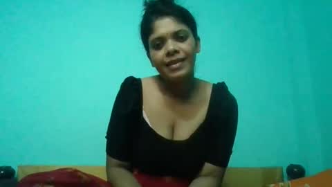 Snapshot of apa142817 chatting on 05-14-26, 07:15 Aparalux online show from 05-14-26, 07:15