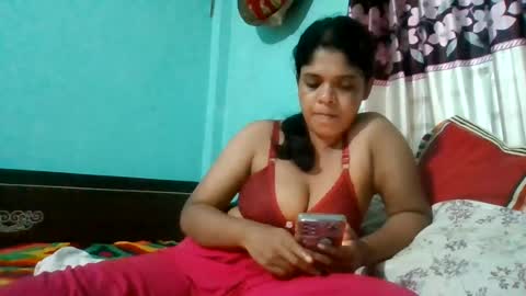 Snapshot of apa142817 chatting on 06-20-26, 07:22 Aparalux online show from 06-20-26, 07:22