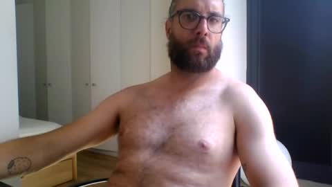 Snapshot of apc_3 chatting on 06-18-26, 08:25 apc_3 online show from 06-18-26, 08:25