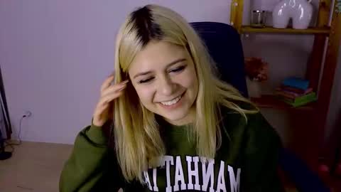 ApheliaStar online show from 11-12-25, 03:12