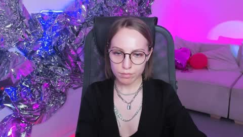 Snapshot of aphexqueen chatting on 12-05-24, 08:22 APHEX QUEEN online show from 12-05-24, 08:22