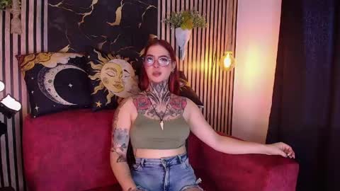aphrodite__bloom online show from 05-07-26, 10:48