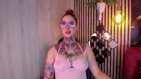aphrodite__bloom online show from 05-13-26, 10:17