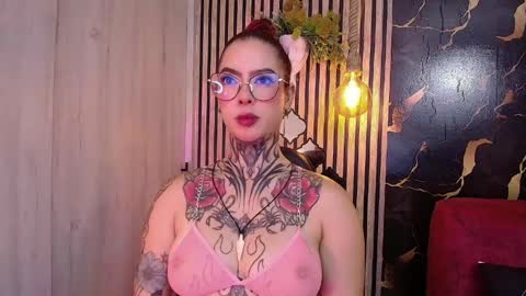 aphrodite__bloom online show from 05-25-26, 09:43