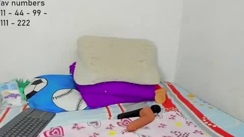 Snapshot of aphrodites_ass chatting on 08-05-26, 05:10 Tati Colombian online show from 08-05-26, 05:10