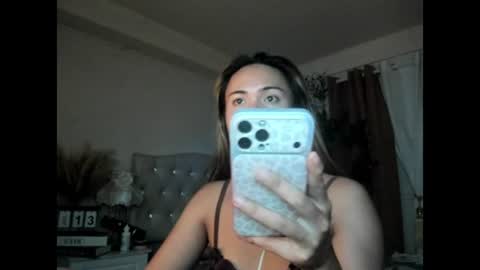 Snapshot of aphroditeseductionxxx chatting on 07-26-26, 10:49 Rhea online show from 07-26-26, 10:49
