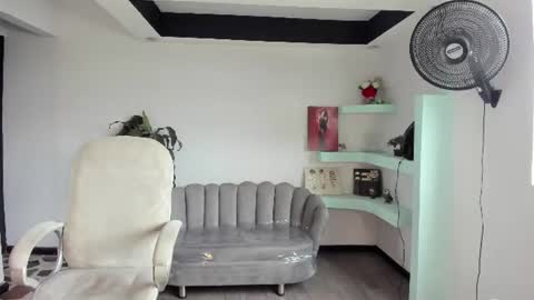 Snapshot of aphroditesweet chatting on 06-30-26, 09:27 aphrodite online show from 06-30-26, 09:27