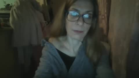 Snapshot of aphrodity_rox chatting on 05-15-26, 08:49 Aphrodity Rox online show from 05-15-26, 08:49