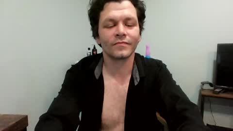 Snapshot of apocalypse_cream chatting on 02-24-26, 08:34 apocalypse_cream online show from 02-24-26, 08:34