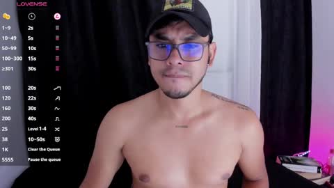 Snapshot of apolo_jake chatting on 02-25-25, 02:03 Luca. online show from 02-25-25, 02:03