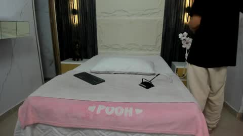   online show from 04-07-26, 02:01