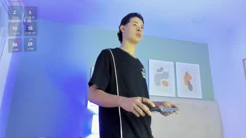 Snapshot of apoloricci chatting on 02-01-26, 07:23 Apolo twink online show from 02-01-26, 07:23