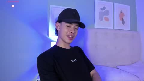 Snapshot of apoloricci chatting on 02-27-26, 08:09 Apolo twink online show from 02-27-26, 08:09