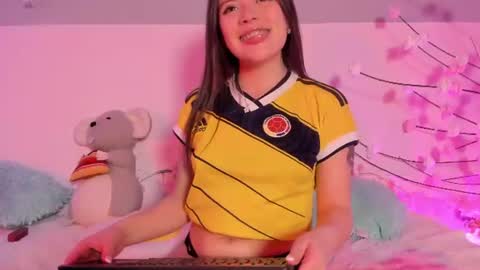 Lily online show from 06-17-26, 10:21