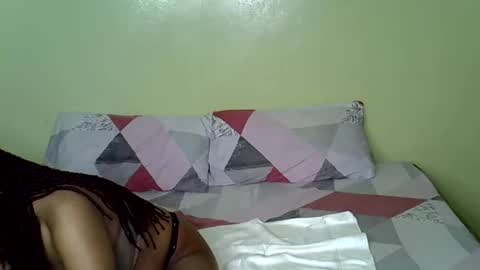 Snapshot of apple_queen24 chatting on 02-27-26, 03:17 Apple queen online show from 02-27-26, 03:17