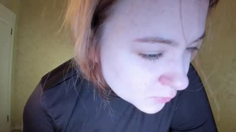 Snapshot of appleyummybuns chatting on 03-02-26, 04:25 appleyummybuns online show from 03-02-26, 04:25