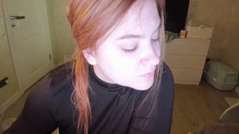 Snapshot of appleyummybuns chatting on 03-07-26, 03:47 appleyummybuns online show from 03-07-26, 03:47