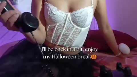 A P R I L online show from 10-10-25, 12:15