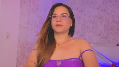 Snapshot of april_summer_ chatting on 05-21-26, 10:06 Isabella online show from 05-21-26, 10:06