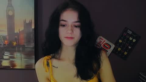 Snapshot of aprillswift_ chatting on 01-26-25, 02:41 Aprill online show from 01-26-25, 02:41